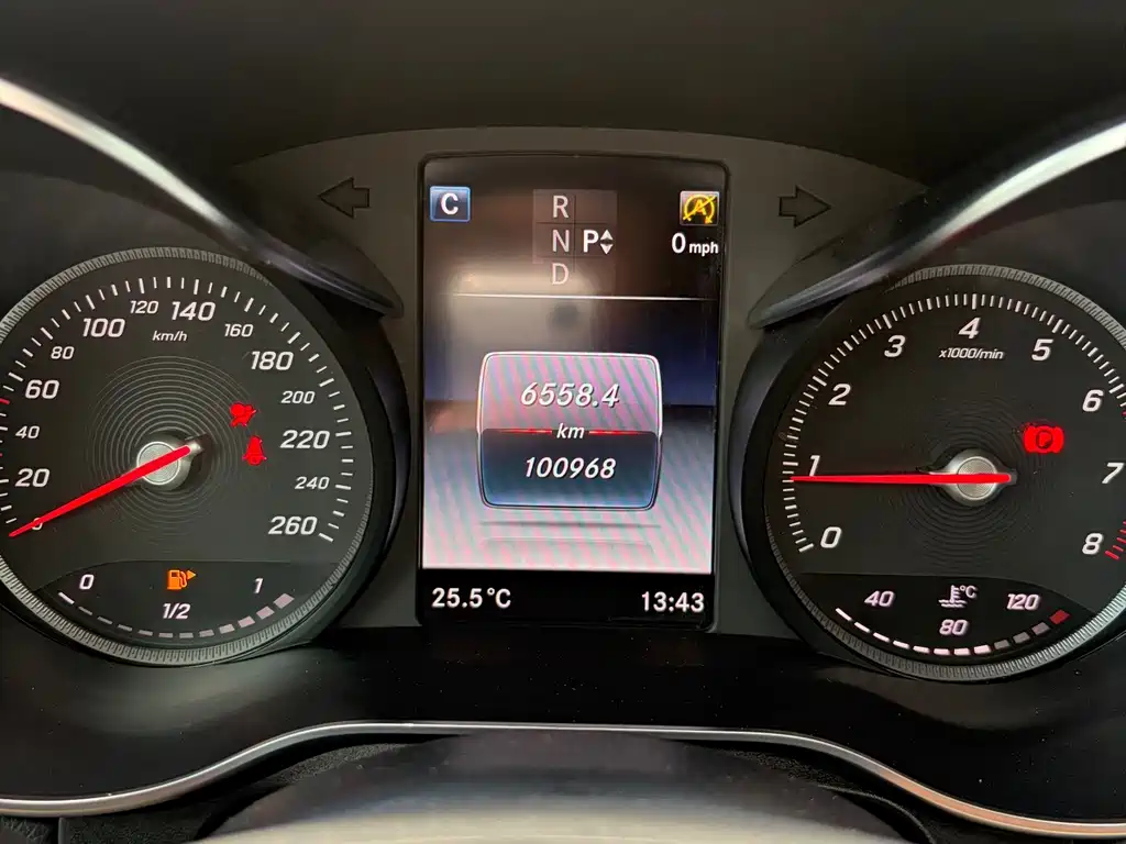 Mercedes-Benz GLC Coupe — миниатюра 13
