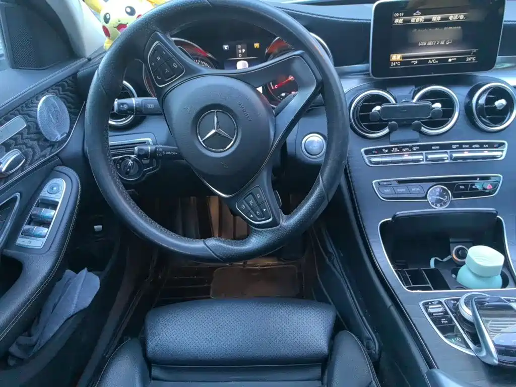 Mercedes-Benz C-Class — миниатюра 3