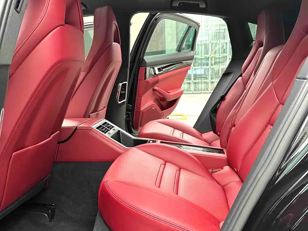 Porsche Panamera — миниатюра 5