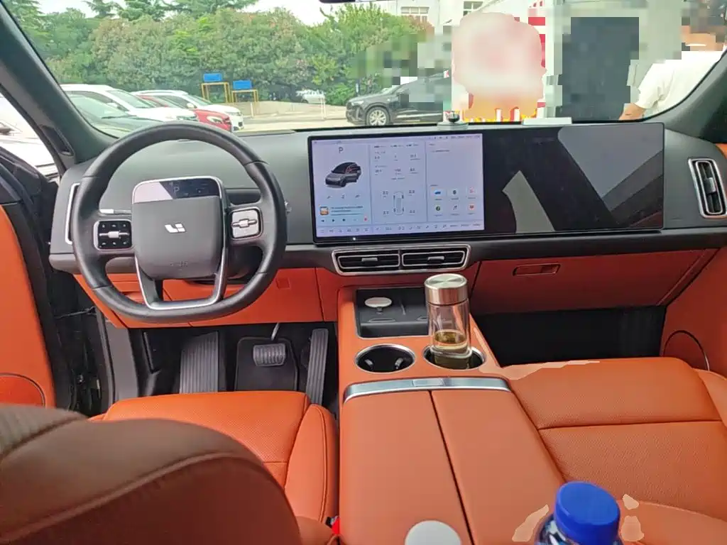 Li Auto Li L8 — миниатюра 10