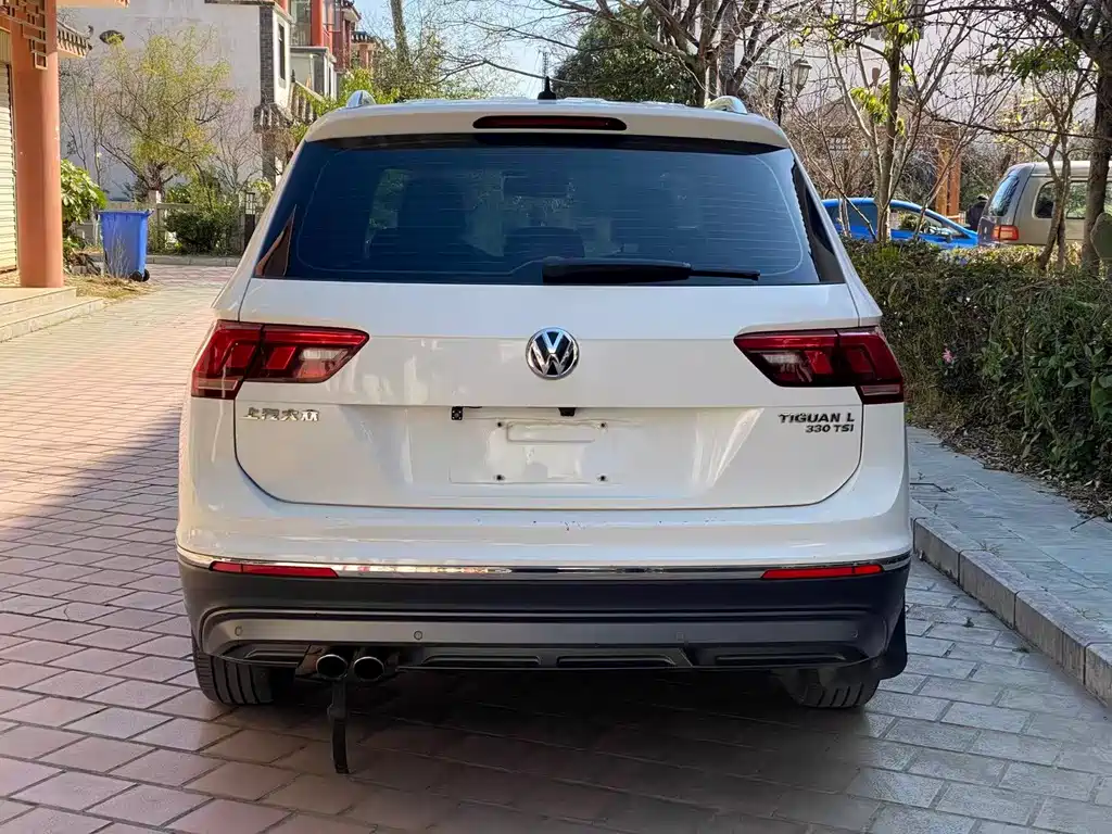 Volkswagen Tiguan L — миниатюра 5