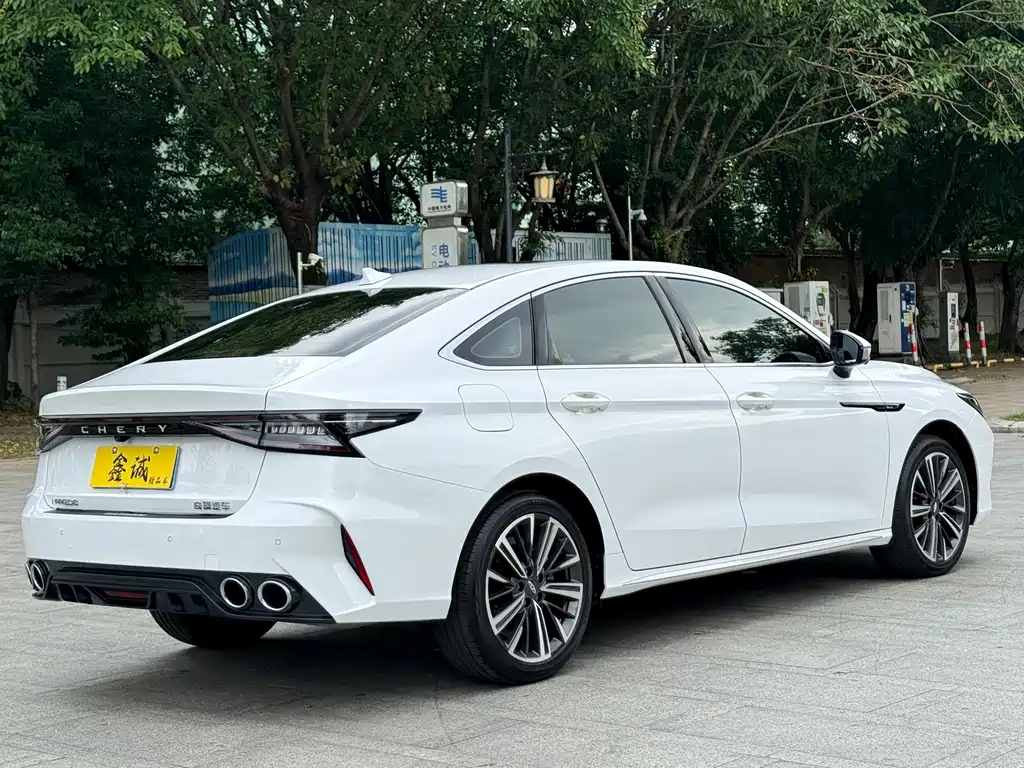 Chery Arrizo 8 — миниатюра 17