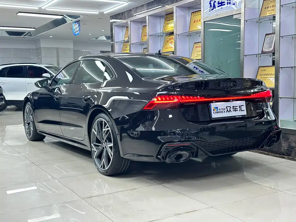 Audi A7L — миниатюра 6