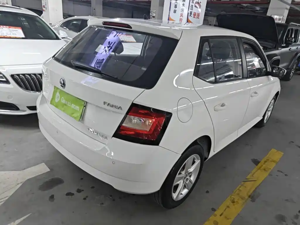 Skoda Fabia — миниатюра 7