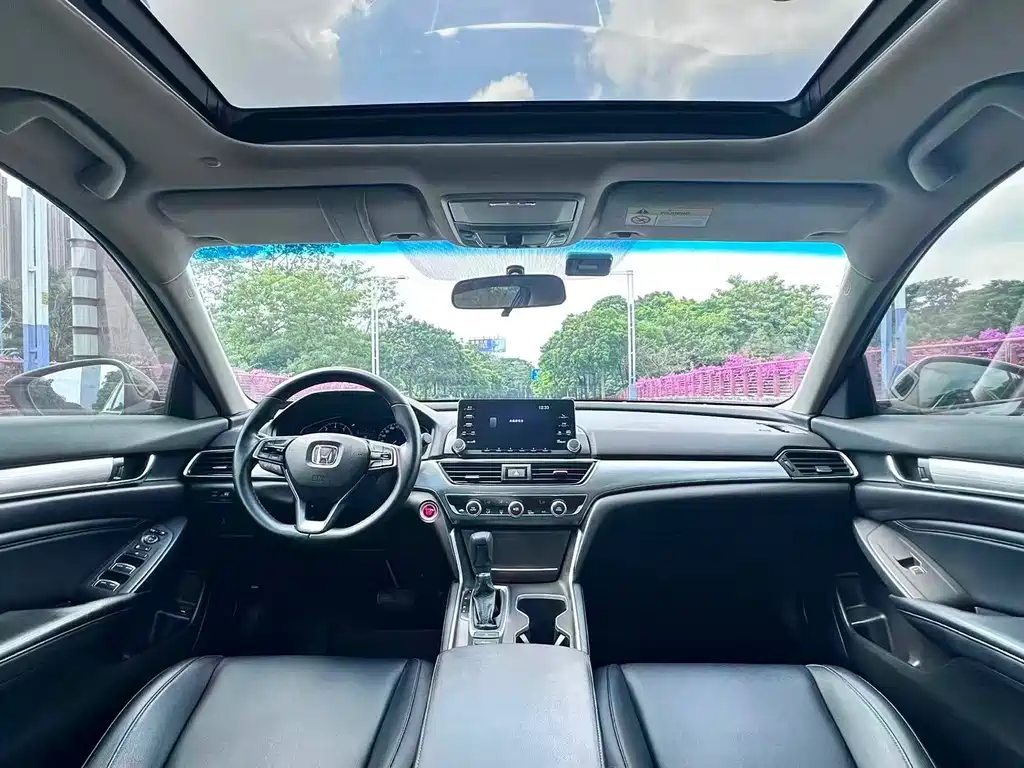 Honda Accord — миниатюра 12