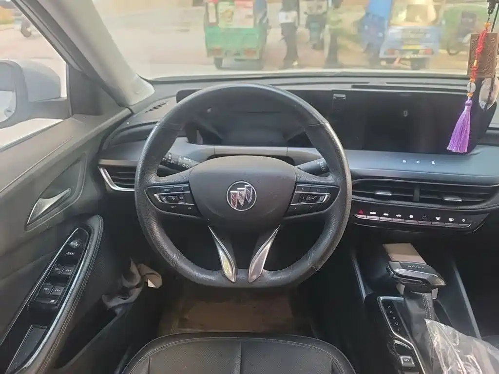 Buick Verano — миниатюра 11