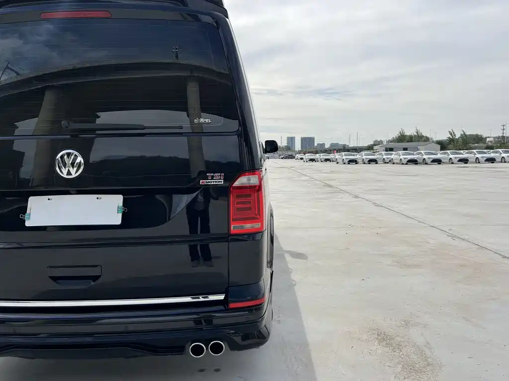 Volkswagen Caravelle — миниатюра 22