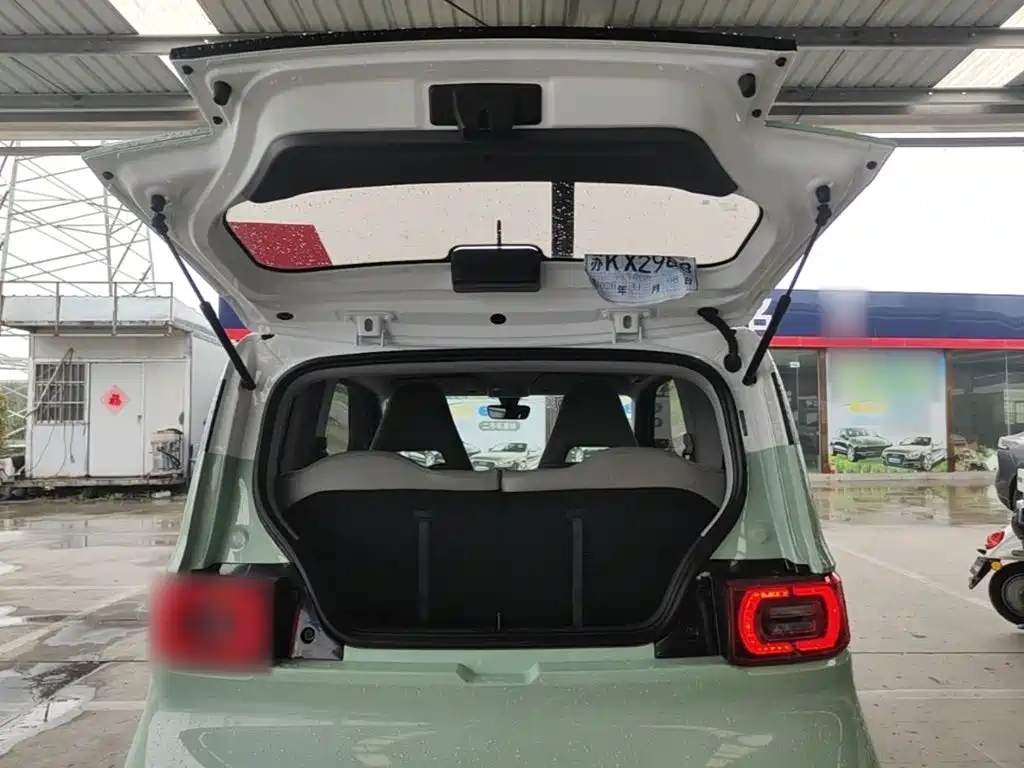 Wuling MINIEV — миниатюра 19
