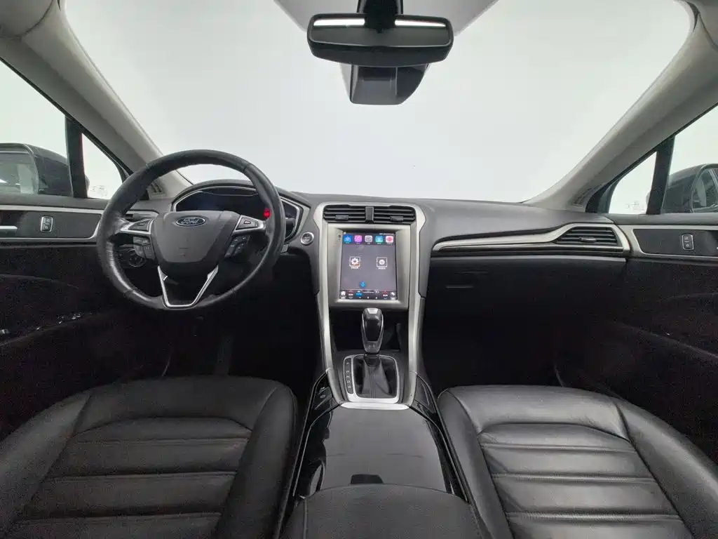 Ford Mondeo — миниатюра 5