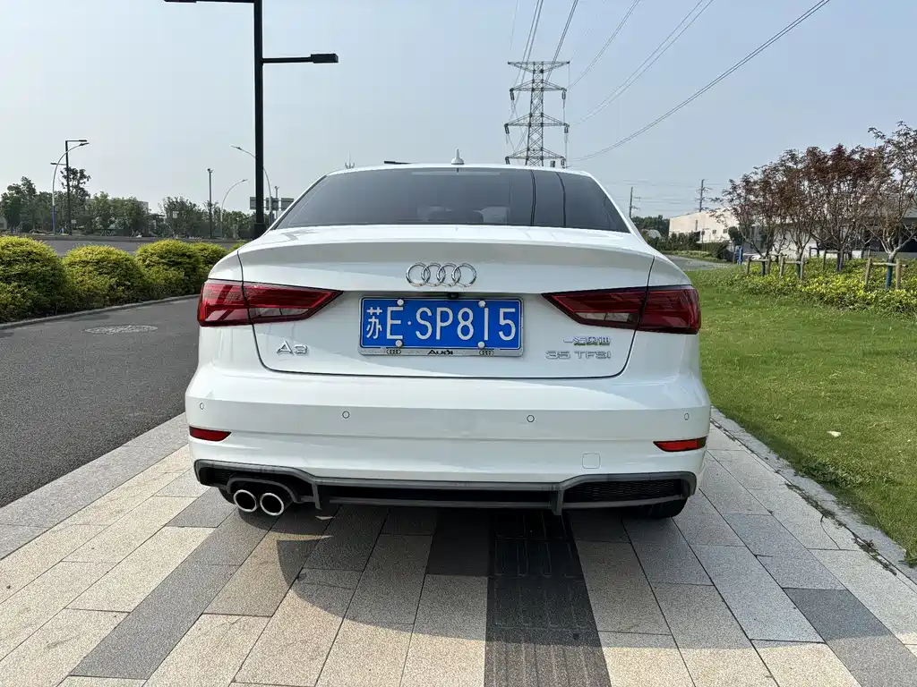 Audi A3 2018 30 Limousine 35 TFSI Fashion