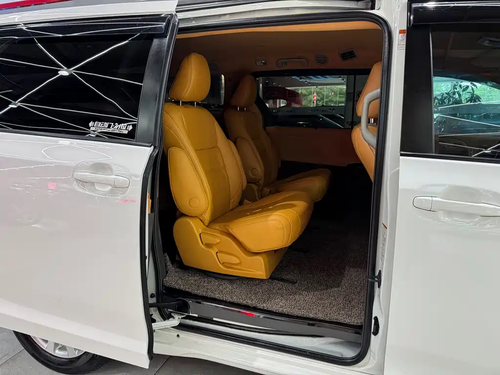 Toyota Sienna 2015 3.5L L