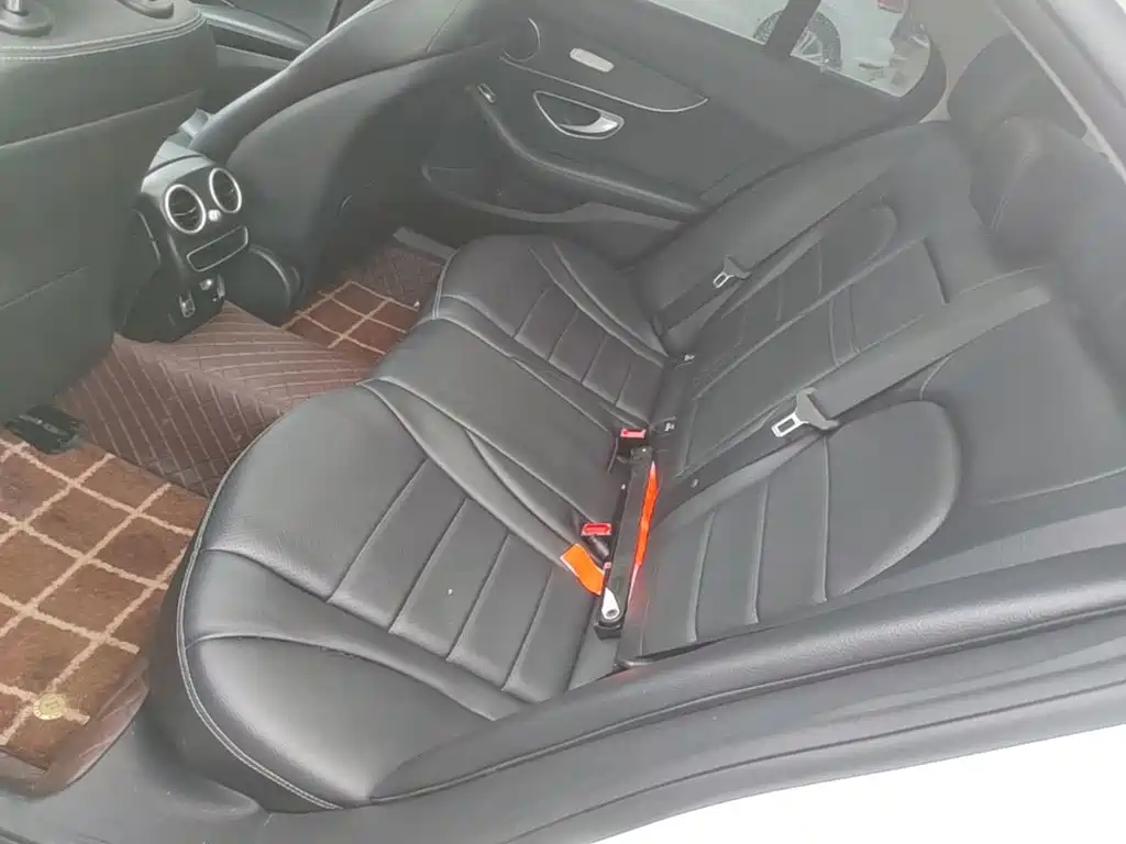 Mercedes-Benz C-Class — миниатюра 17