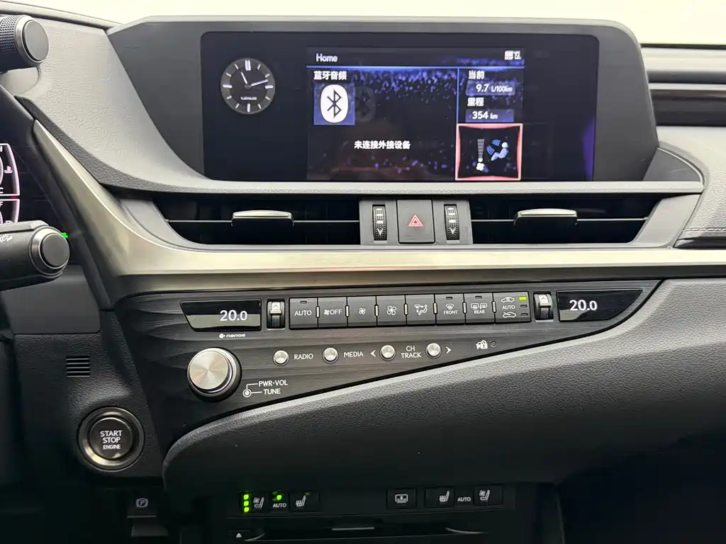 Lexus ES — миниатюра 12
