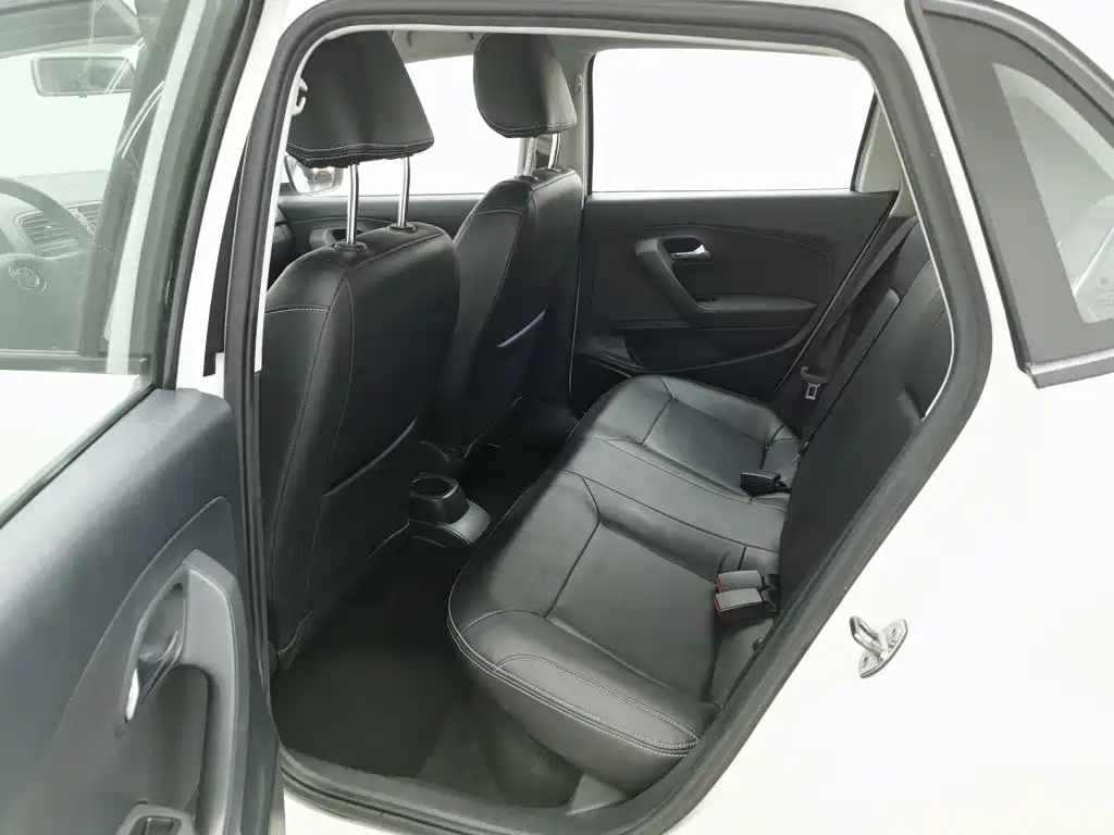 Volkswagen Polo — миниатюра 15