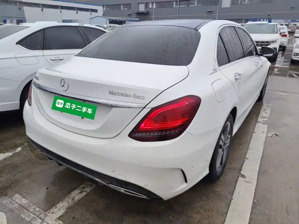Mercedes-Benz C-Class — миниатюра 7