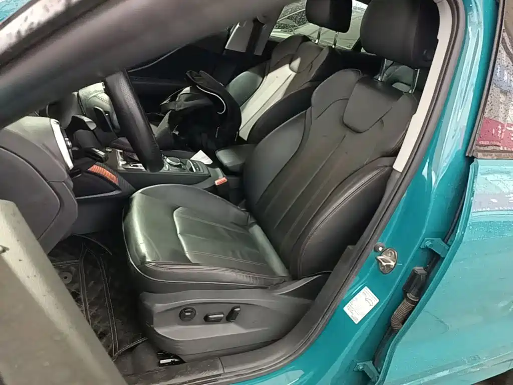 Audi Q2L — миниатюра 15
