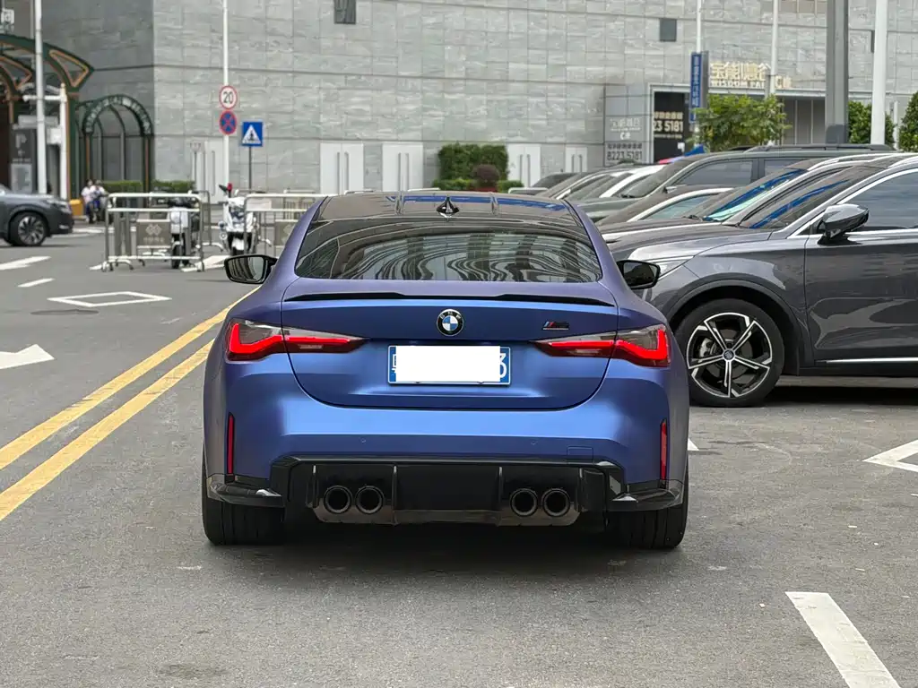 BMW M4 2022 M4 M xDrive