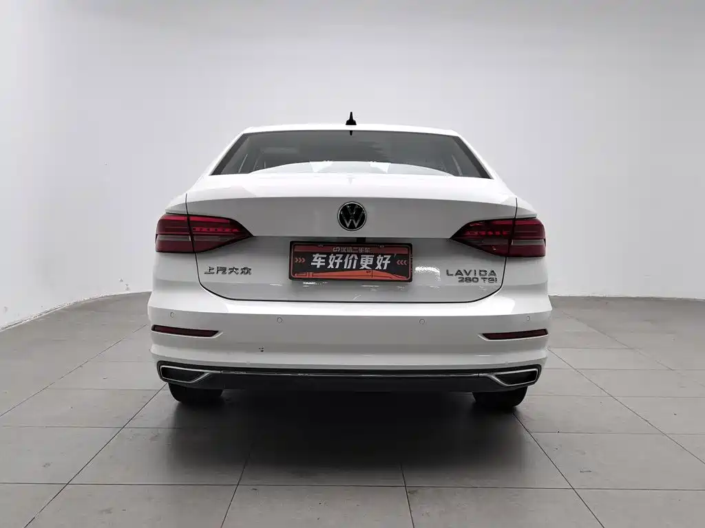 Volkswagen Lavida — миниатюра 4