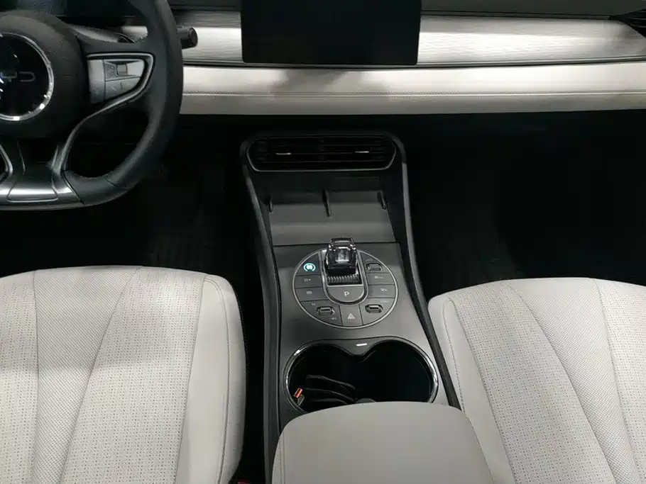 BYD Seal 05 DM-i — миниатюра 16