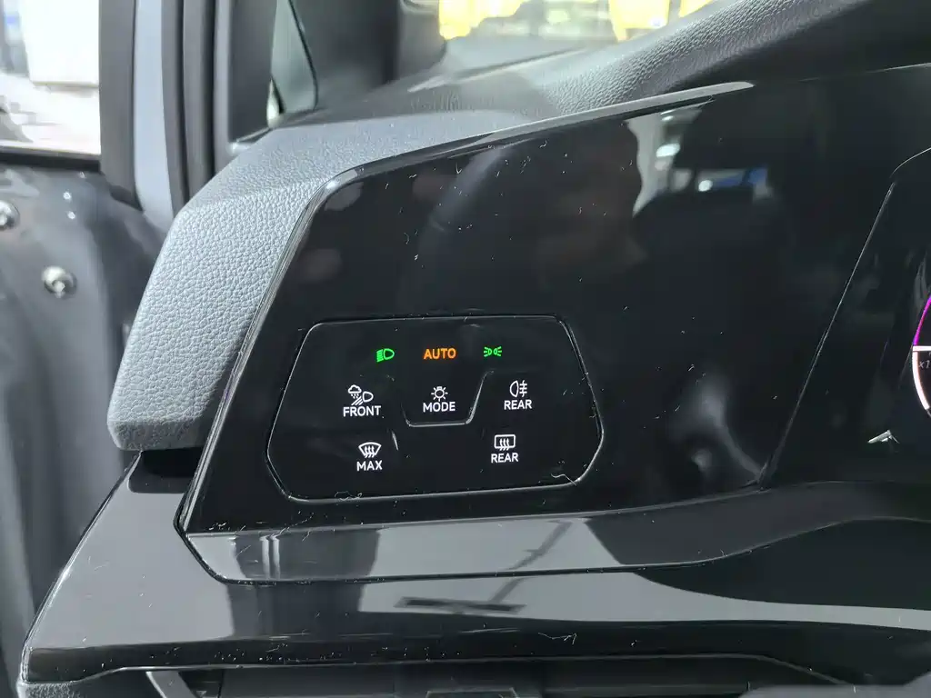 Volkswagen Golf — миниатюра 16