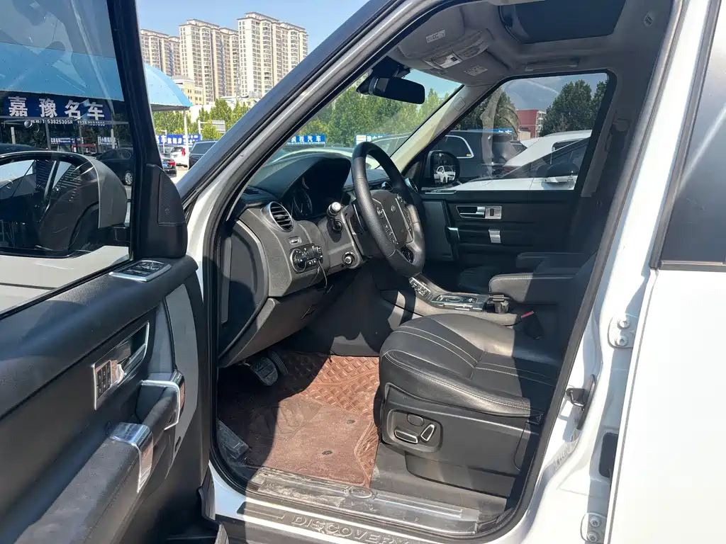 Land Rover Discovery — миниатюра 5