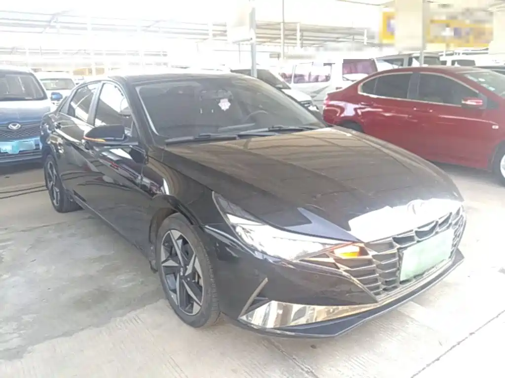 Hyundai Elantra — миниатюра 4
