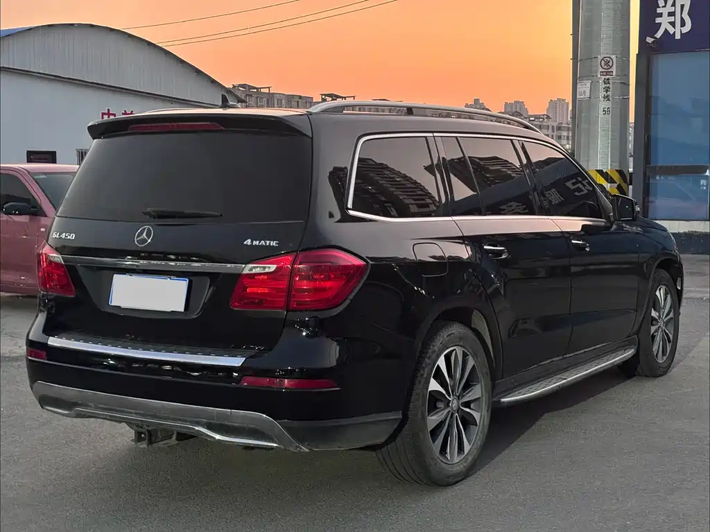 Mercedes-Benz GL-Class — миниатюра 9