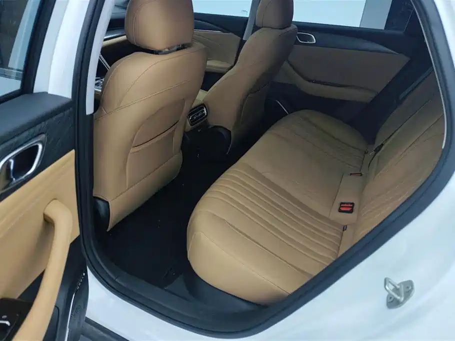 Geely Galaxy Galaxy 6 — фотографии объявления, Фото 11