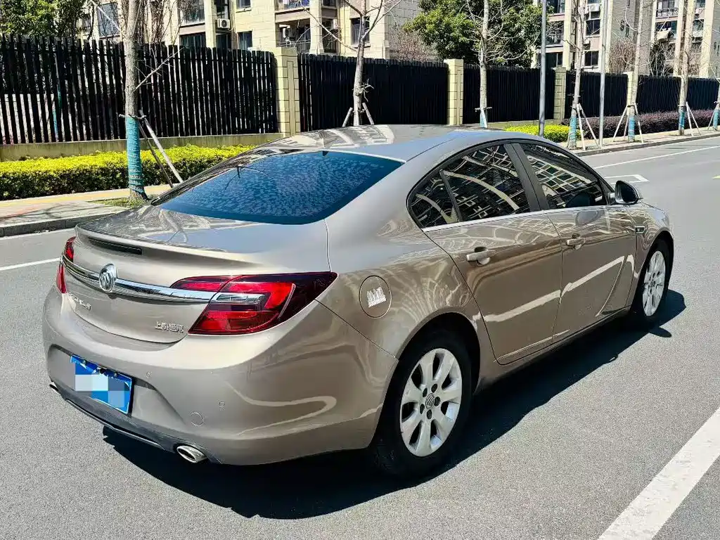 Buick Regal — миниатюра 9