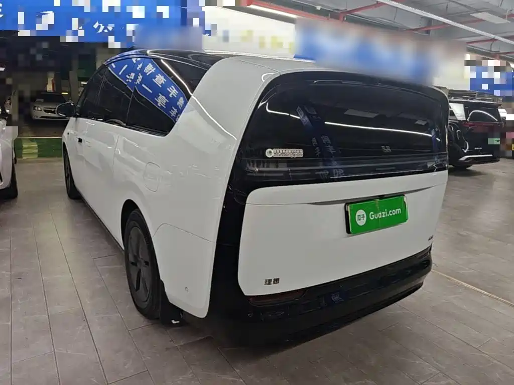 Li Auto Li MEGA — миниатюра 5