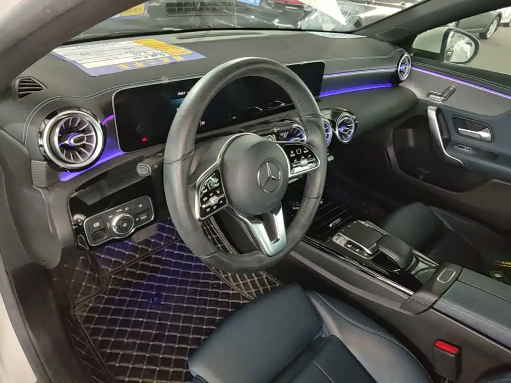 Mercedes-Benz A-Class — миниатюра 11