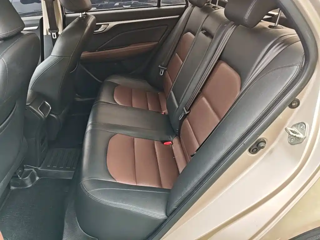 Geely Vision — миниатюра 17