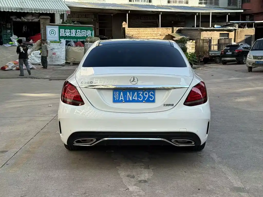 Mercedes-Benz C-Class — миниатюра 5