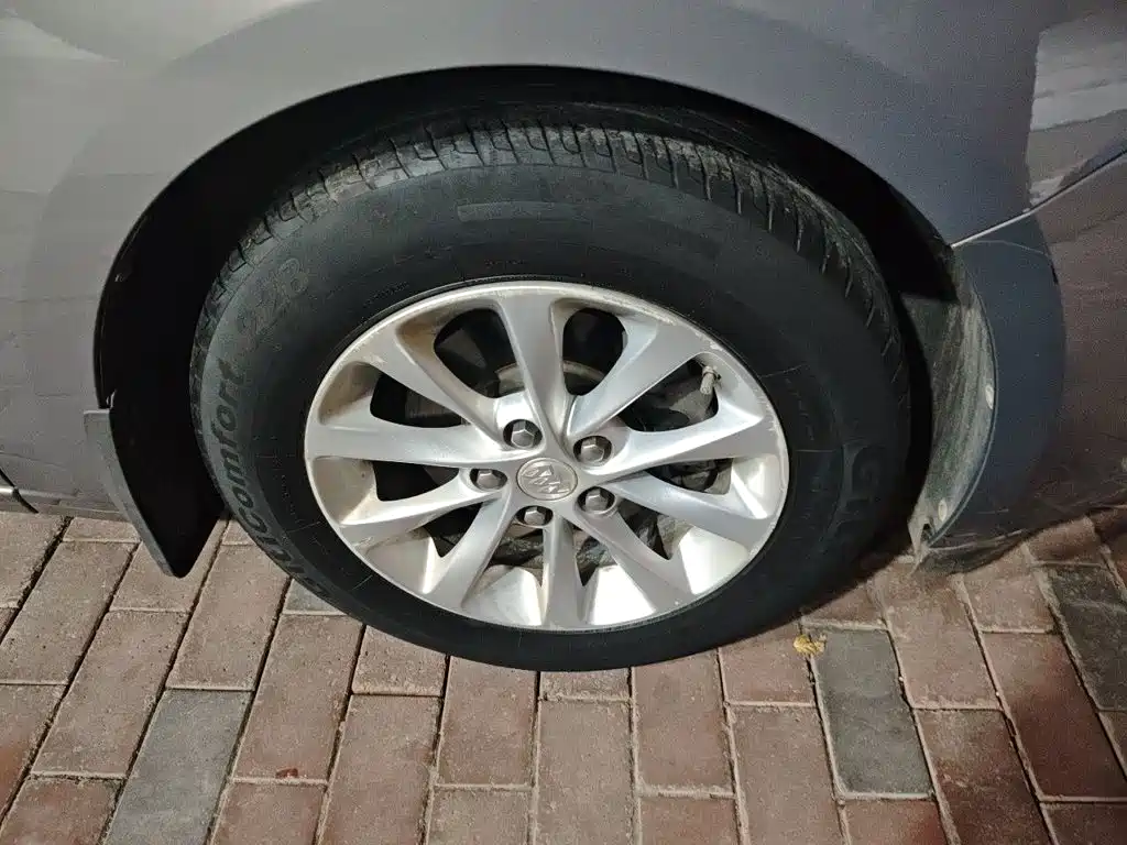 Buick Excelle — миниатюра 8