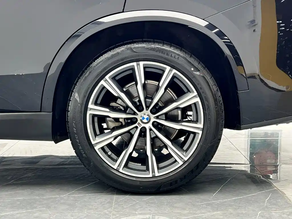 BMW X5 (Import) — миниатюра 24
