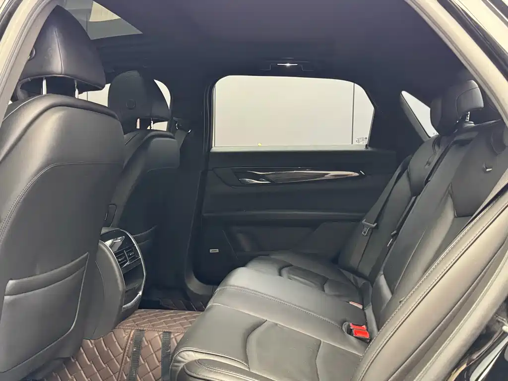 Cadillac CT6 — миниатюра 6
