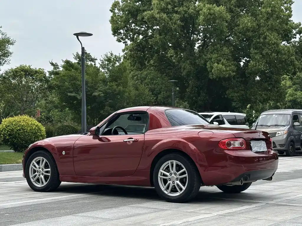 Mazda MX-5 2009 2.0