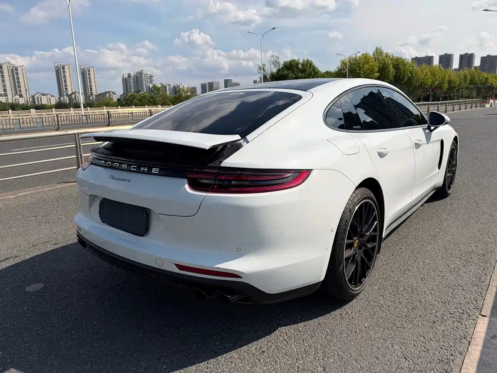 Porsche Panamera — миниатюра 20