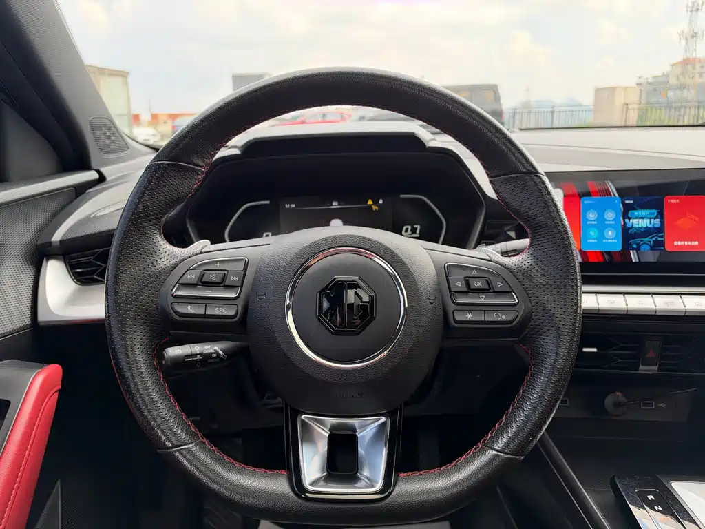 MG MG5 — миниатюра 10