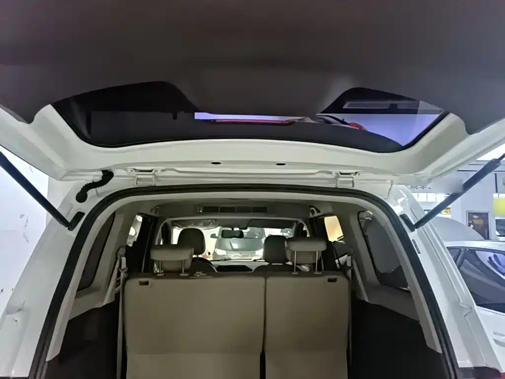 Wuling Hongguang — миниатюра 19