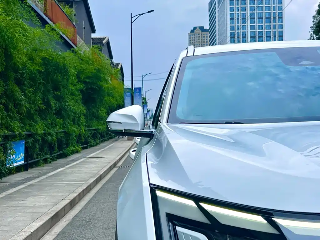 Geely Boyue L — миниатюра 4