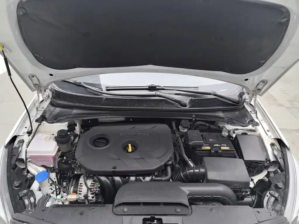 Hyundai Mistra — миниатюра 6