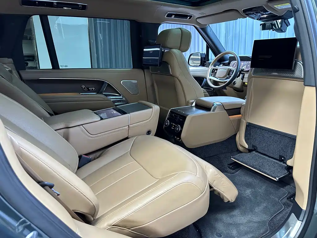 Land Rover Range Rover — миниатюра 21