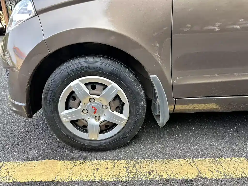 Wuling Hongguang — миниатюра 12
