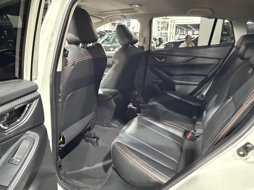 Subaru XV — миниатюра 5