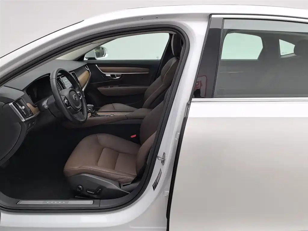 Volvo S90 2019 T5