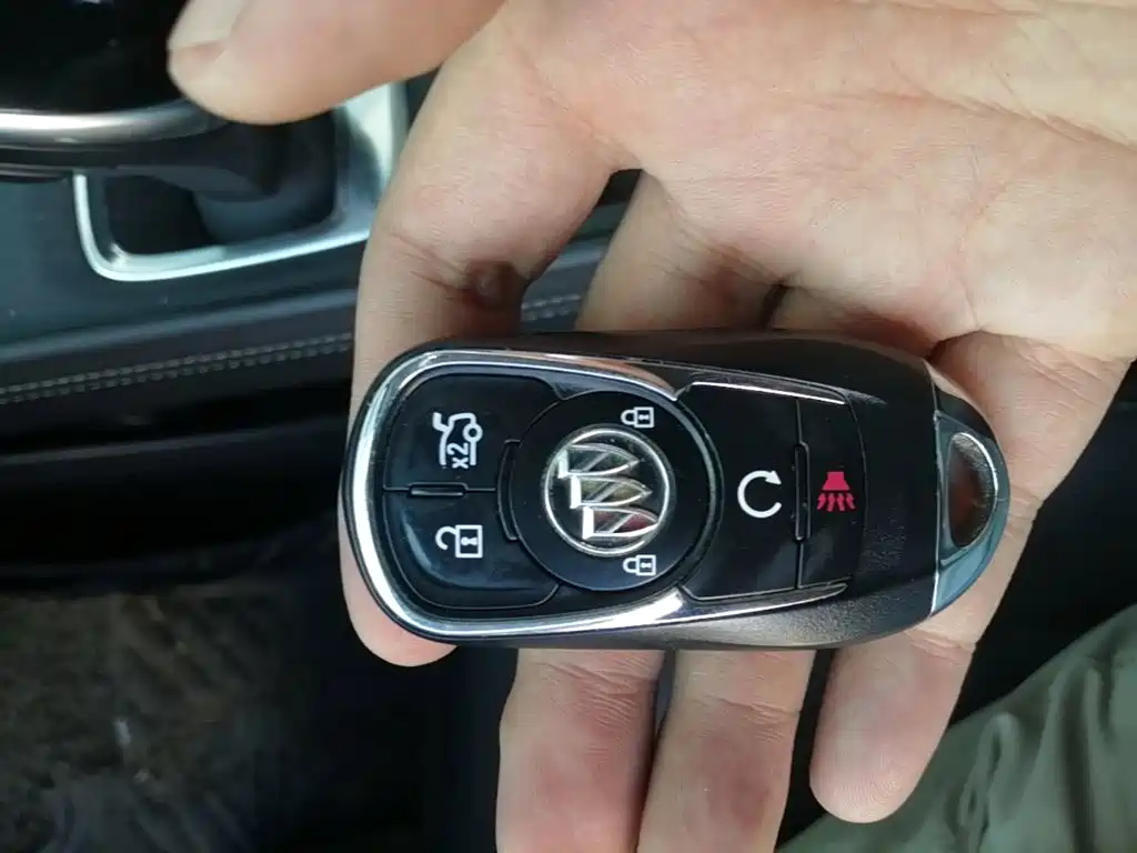 Buick LaCrosse — миниатюра 9