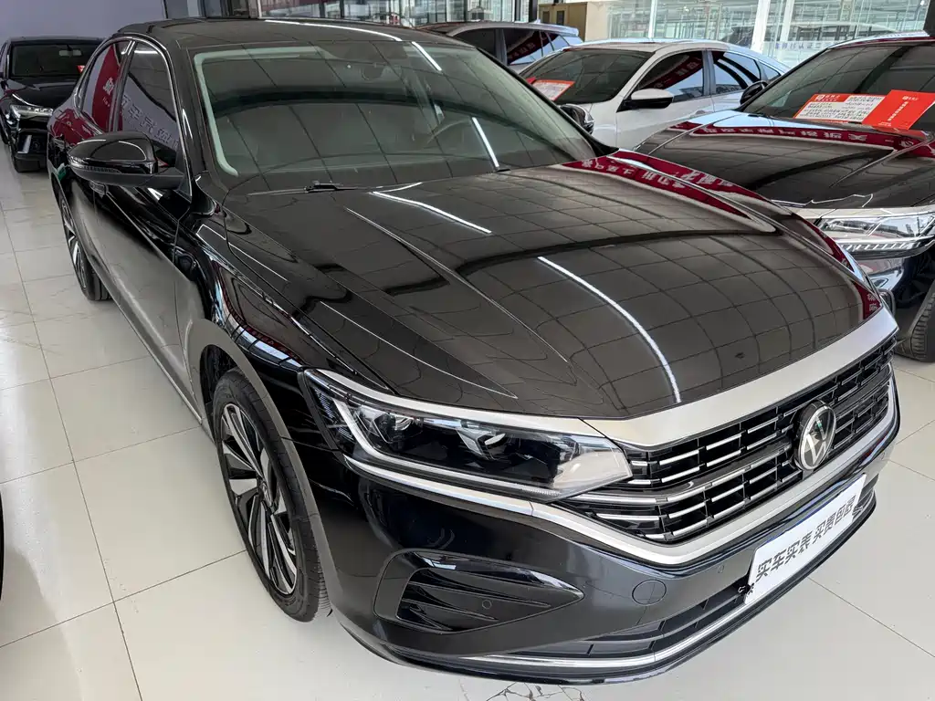 Volkswagen Passat 2023 330TSI Elite
