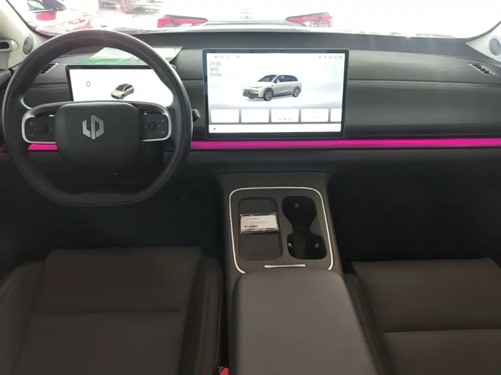 Leapmotor Leapmotor C10 — миниатюра 10