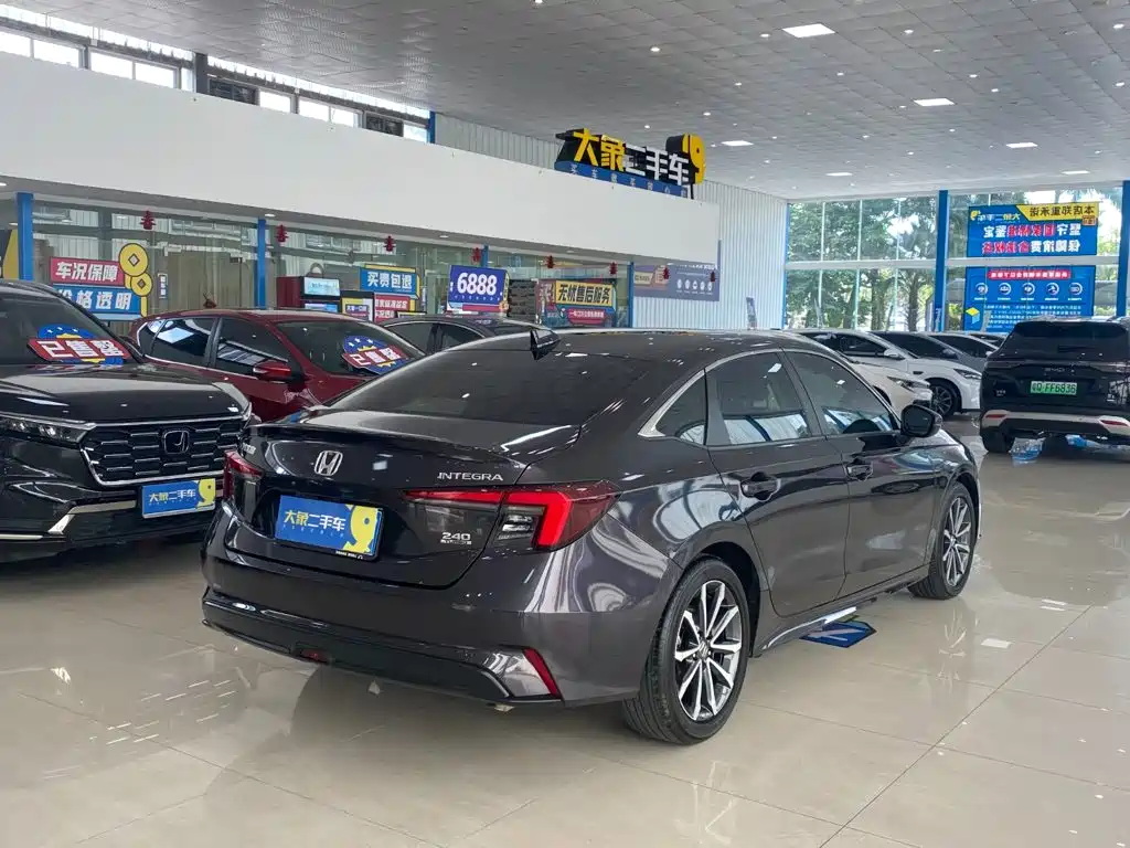 Honda Integra — миниатюра 13